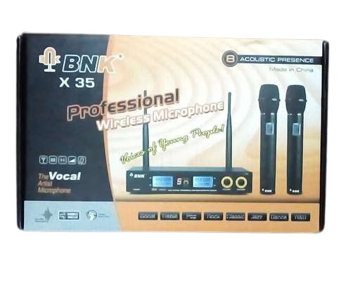 BNK Professional CE7 wireless microphone - superior sound quality